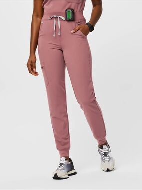 Mauve Figs High Waisted Zamora Scrubs